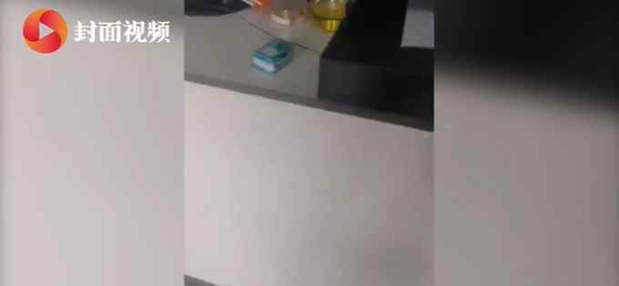 女孩给差评被骑手找上门谩骂上热搜，为什么