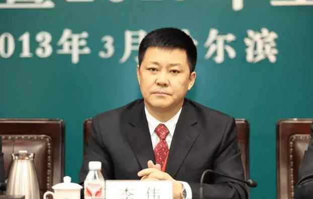 哈尔滨李氏黑恶势力卷宗铺满5个篮球场：涉案金额31亿 扣押豪车96辆