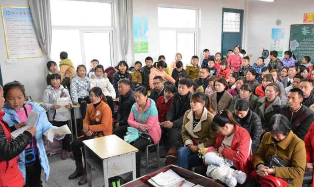 学校满意度调查老师发标准答案 这具体是怎么一回事