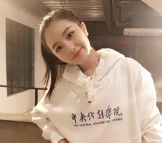 李兰迪回应身材争议 李兰迪如何回应身材争议