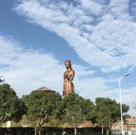 华谊兄弟电影世界通天浮屠刷爆网络 寻找“OK女神”引全民参与