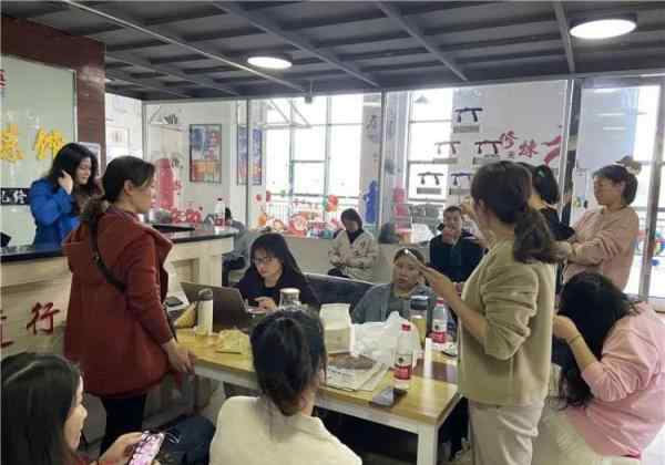 凌晨4点 长沙一跆拳道馆老板“上厕所”后消失 十几个家长懵了！