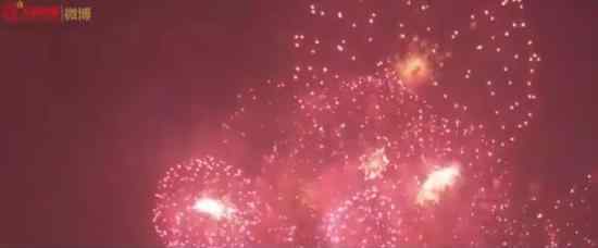 澳珠烟花汇演 16万发烟花点亮澳珠上空