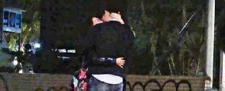 陈绮贞热吻男子妻子发声 说了什么陈绮贞热吻男子怎么回事