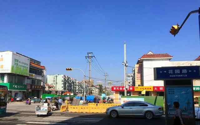 济南洗浴 曾是济南休闲洗浴一条街，山大路升级改造，“在水一方”成历史文章配图