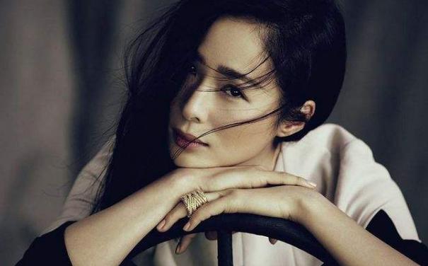 江一燕获奖引争议 江一燕获奖引争议：真正的文化修养，是“演”不出来的！