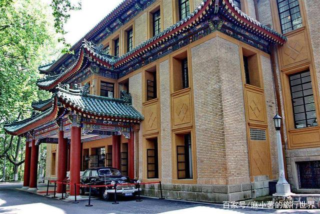 山上的别墅 中国位于山顶上的最美别墅，被誉为远东第一别墅，曾是宋美龄行宫
