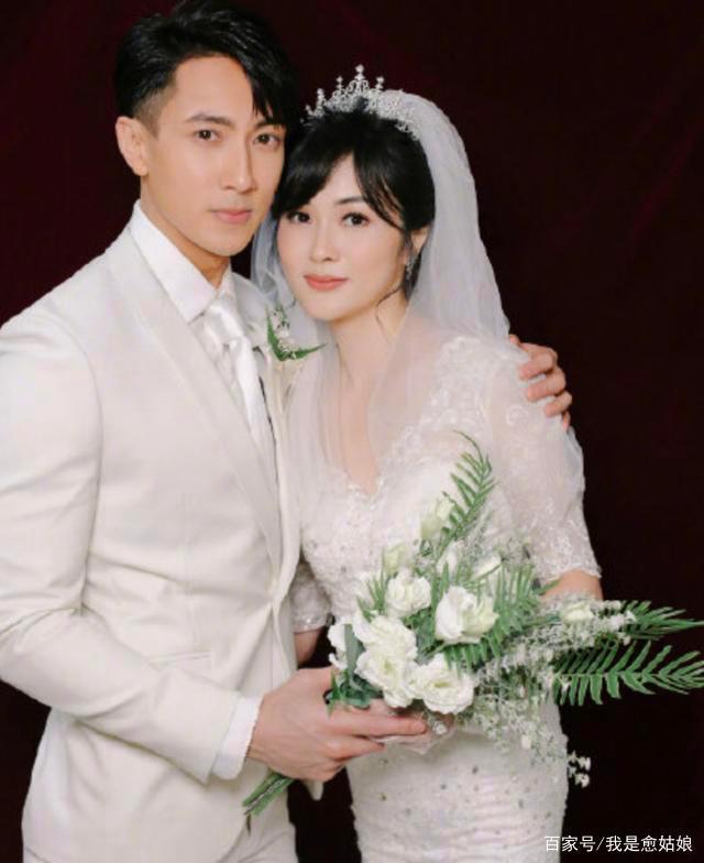吴尊林丽莹 结婚16年后，吴尊公开婚纱照：其实，他真的不是完美男人