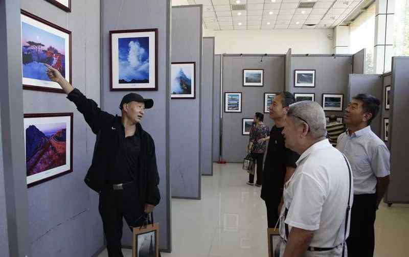 怀柔区文化馆 【工作动态】温学昆个人摄影作品在怀柔区文化馆展出