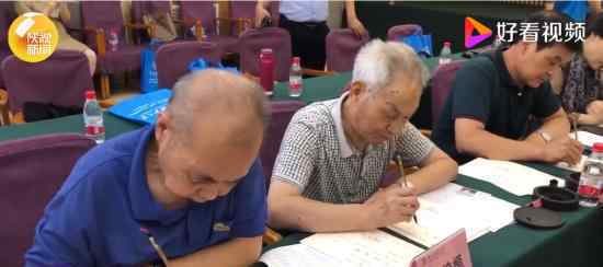 大学教授手写录取通知书 为什么这样做
