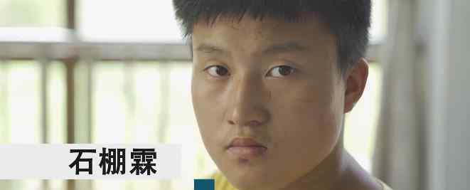 16岁男孩为照顾奶奶报护理专业 为什么会这样做