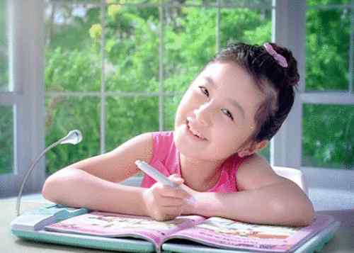 步步高家教机广告 “点读机女孩”入读中国传媒大学，用步步高家教机上名校So easy