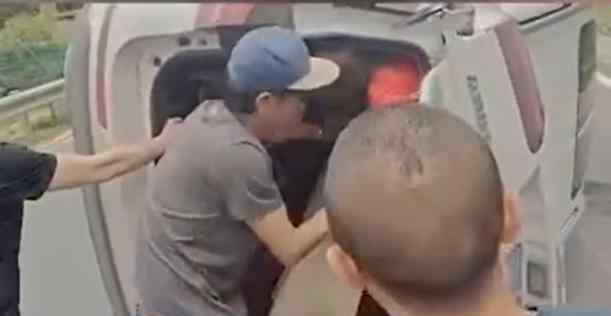 沙宝亮救人 回顾事情经过