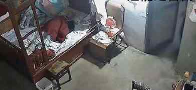 闷死83岁老人保姆已被刑拘 事后竟然还若无其事