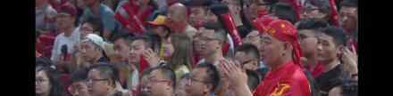 男篮输球后球迷喊退票 中国男篮遭遇国足式尴尬