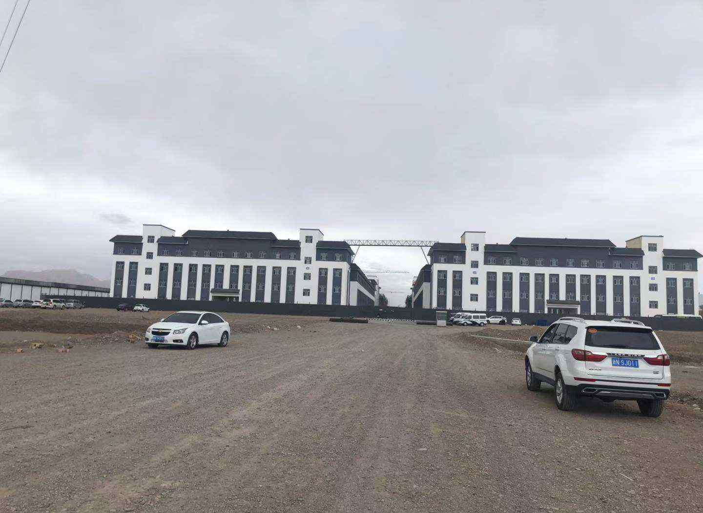 轻质混凝土条板 你知道轻质混凝土板是怎样安装的吗？