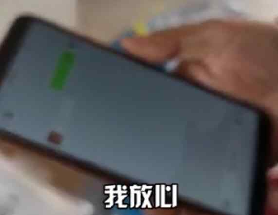 绥芬河快递小哥俄语自如交流 小哥非常厉害