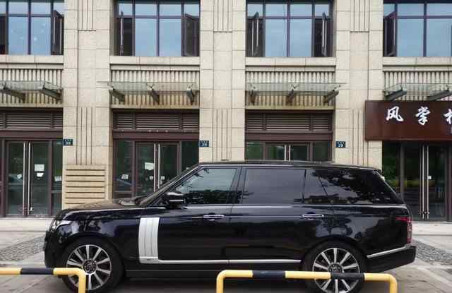 查男友手机被拒从40楼扔菜刀 这样做知道后果吗