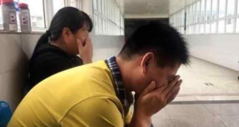海归女博士抱5月大婴儿跳楼 丈夫说了什么