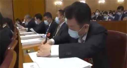 政府工作报告重申房住不炒 为什么会这样说