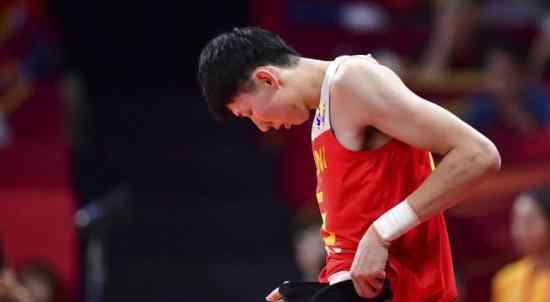 周琦五犯离场 男篮世界杯发生了什么周琦怎么了