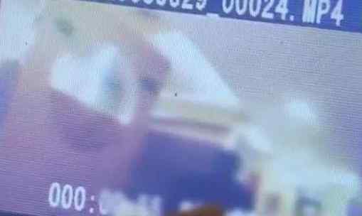 男子买彩票中18万去洗浴中心消费庆祝 结果运气被“洗没”了究竟是怎么回事