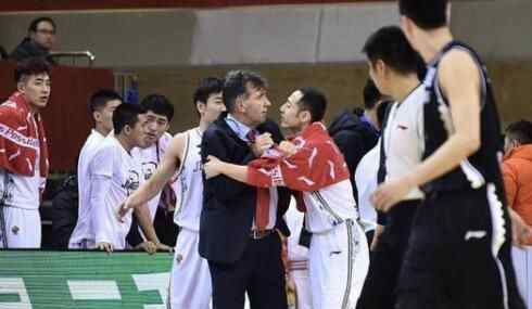 CBA再开重磅罚单 究竟是怎么回事