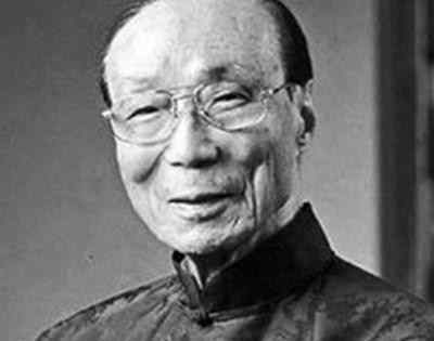 星期二档案 邵逸夫离世事件 逸夫楼前悼逸夫