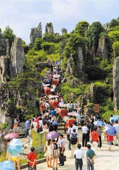 天下滑竿 非遗 · 传承人 | 华蓥山滑竿抬幺妹 演绎浪漫上千年