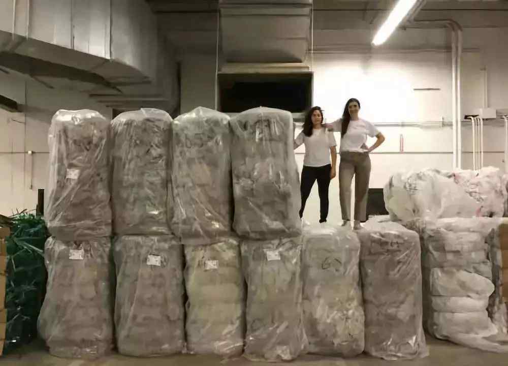 空白文化衫 简单“空白”T恤背后也是一盘大生意