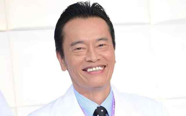 远藤宪一 过于可爱 Doctor-X远藤宪一“海老名医生”引起反响