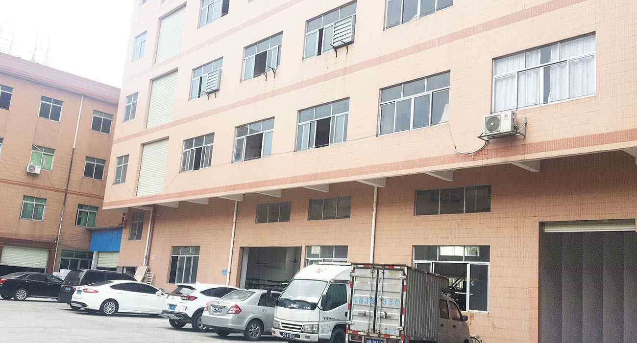 东莞童装加工 东莞女士服装加工专注定制9年24小时为您服务