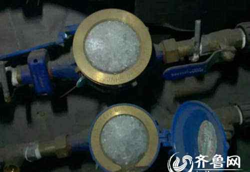 自来水管冻了怎么办 自来水管被冻住怎么办？水务提醒千万别烤水表