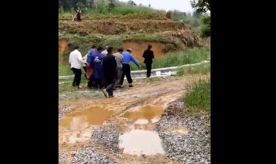 跳水秀溺亡 悲剧！邵阳一老人上山砍竹子，不幸失足溺亡……