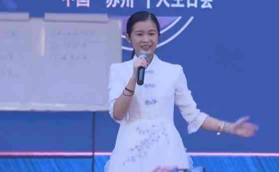 啥啥啥 14岁少女岑怡诺号称盖世神童，一天能写2000首诗，她到底什么来头？