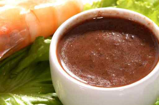 虾脑 虾脑酱顾名思义就是虾脑制的酱,营养价值很高,不知道的快来看