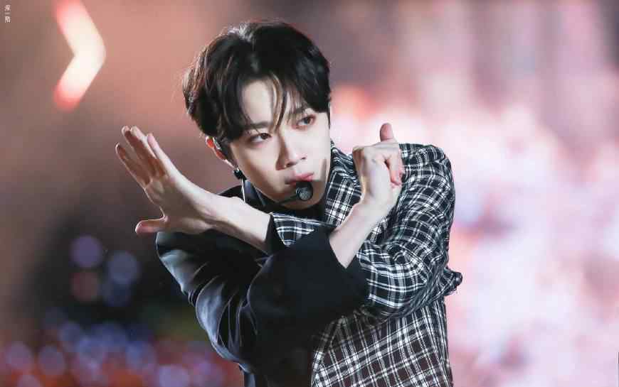 赖宽林简介:赖宽林,2001年9月23日出生于中国台湾省台北市,是中国台湾