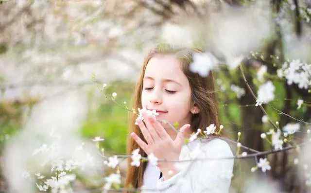 侄女英语 “侄女”用英语怎么说？