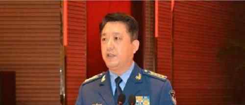 秦卫江砸店图片 秦卫江砸店事件，军长身份实为上将之子