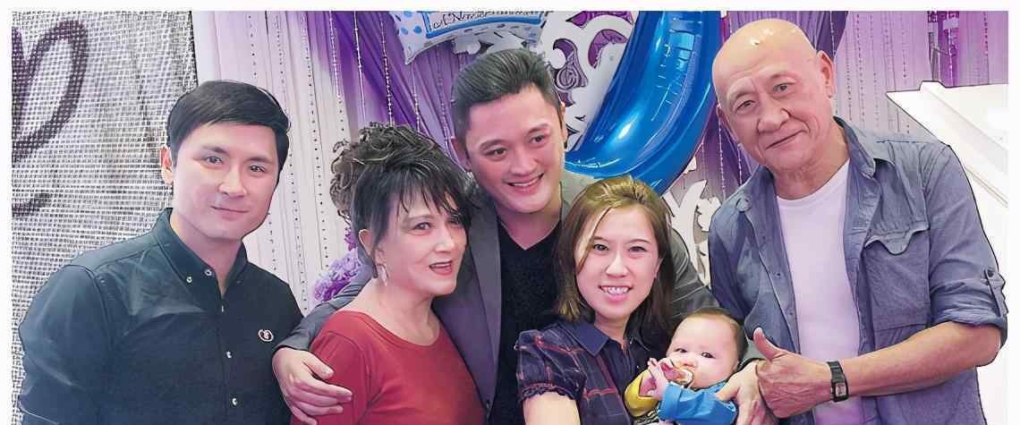 李家鼎 74岁李家鼎曝庆生照，与前妻合体三代同堂，现场未见60岁女友