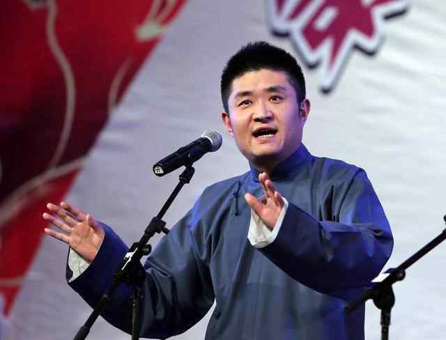 侯耀华与郭德纲 揭秘相声界势力版图：郭德纲妻子“强势”，侯耀华商演被喊“二爷”，苗阜公司多