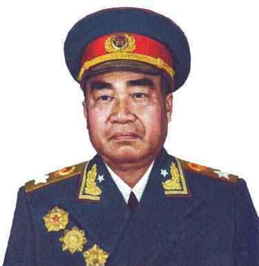 蔡锷与朱德 中国近代20大军事家排行：朱德排第一，蒋介石只能排末几位