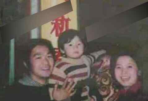 张国立前妻 张国立前妻罗秀春离婚真相，溺爱张默终致大祸