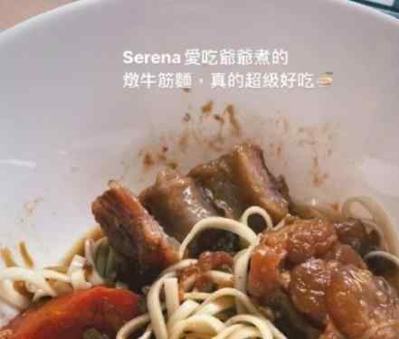 秦汉女儿 林青霞旧爱秦汉近况曝光，74岁为孙女下厨，单身26年看淡婚姻