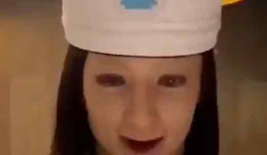 女子凌晨在酒店听到俩“白衣女”自言自语 走近一看脸色大变真相曝光令人吓尿了