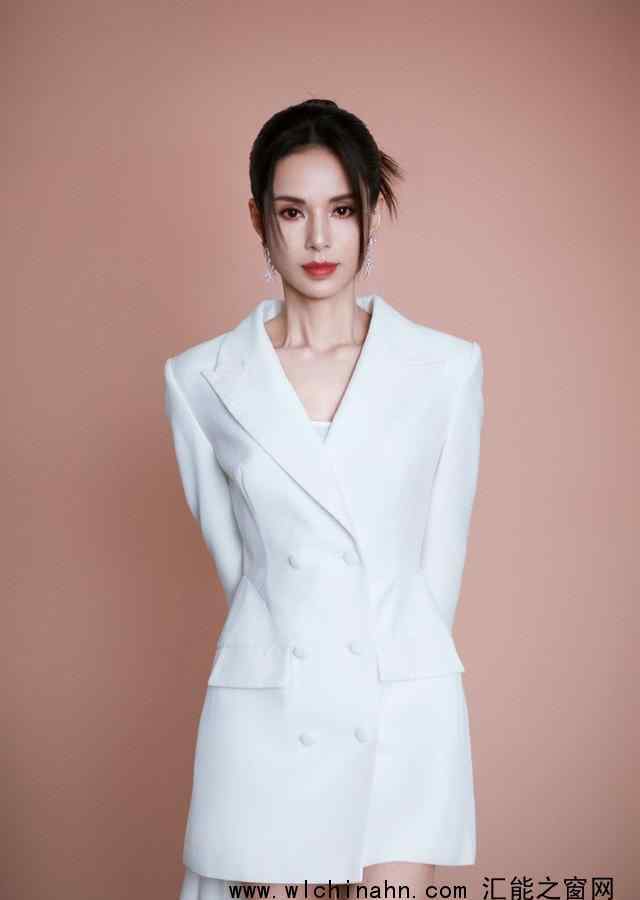 李若彤谈脱口秀有提词器 到底发生了什么