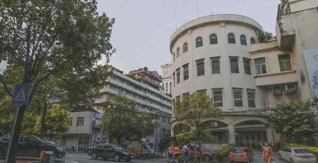 末流211大学名单 这10所被评为末流的“211”高校，到底值得读吗？你怎么看？