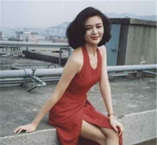 人肉高尔夫球玩法是什么意思 女神关之琳下体竟然被塞高尔夫球，高尔夫球事件大揭秘！