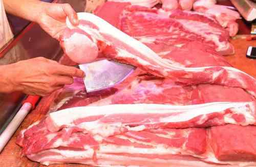 2万吨中央储备冻猪肉在路上 冻猪肉保质期限是多少