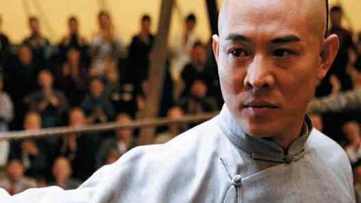 李连杰身价 李连杰唯一承认的爱徒，34岁身价上亿，大半个娱乐圈都在为他工作
